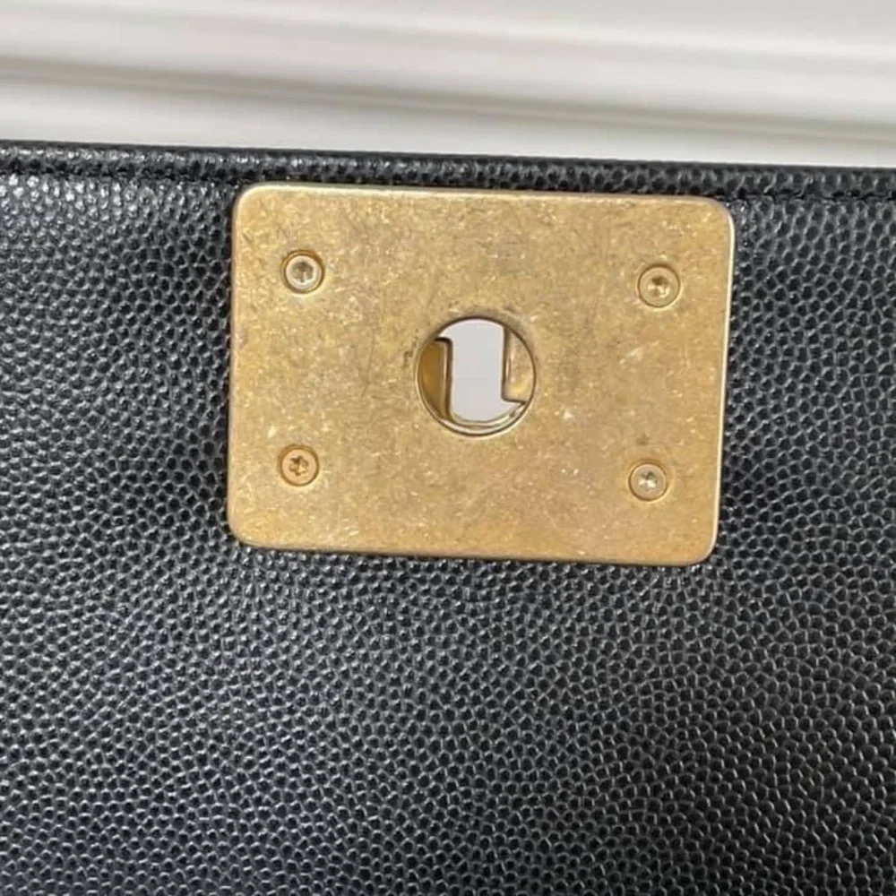 $6500 Chanel Boy Old Medium - Picture 11 of 16